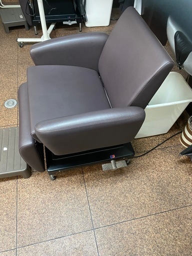 電自動チェア