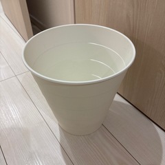 IKEA ダストボックス　ホワイトの画像