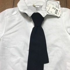 【新品】100㎝　ネクタイ付ポロシャツの画像