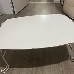 折りたたみテーブル