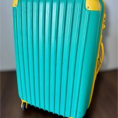 キャリーケース　スーツケース Mサイズ