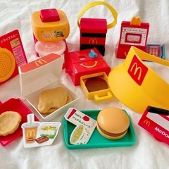 なりきりマクドナルドを探しています！