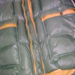 ダウンジャケット フード付き グリーン/オレンジの画像
