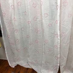 新生活にハートがいっぱいとっても可愛いレースカーテン(フック付の画像