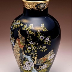 孔雀と花の装飾陶磁器花瓶