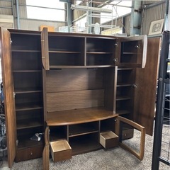 テレビボードの画像