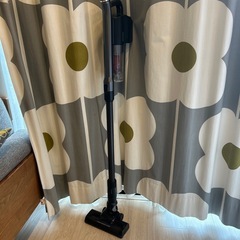 アイリスオーヤマ掃除機　ズボンプレッサー