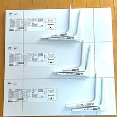 新品未使用 
IKEA ブールフルト　ウォールシェルフ　壁掛け　3つセットの画像