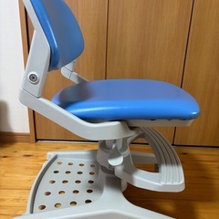コイズミ学習椅子の画像