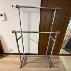 ハンガーラック