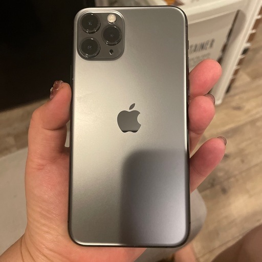 超美品　iPhone11pro 256GB SIMフリー