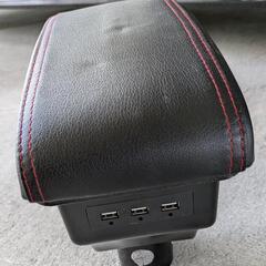 スズキ ジムニー コンソールボックスの画像