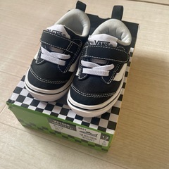 ベビーシューズ　VANS 12cmの画像