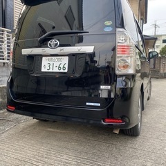 VOXY70 8人乗りの画像