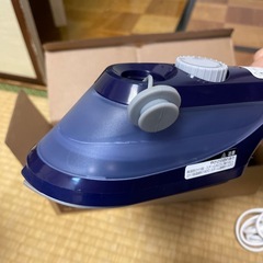 【ほぼ未使用】ハンディアイロンの画像