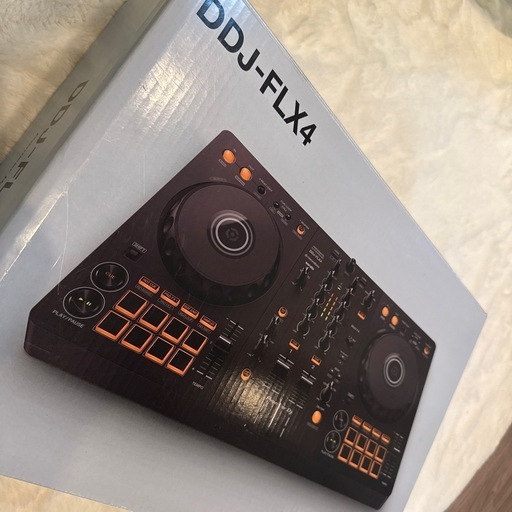 【極美品】DDJ-FLX4 箱等付属品完備　専用ヘッドホン付き
