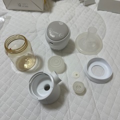 【美品】搾乳機 さく乳器 電動 handy fit+ ピジョン pegionの画像