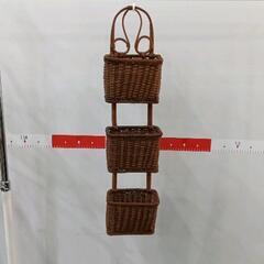 0324-011 壁掛け3段カゴラックの画像