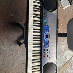 CASIO　光ナビゲーション　電子キーボード　ピアノ
