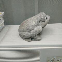 石のカエル  庭園用の画像
