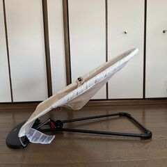 【BABYBJORN（ベビービョルン）バウンサー】ベビーシッターバランス エアー専用バック付き/ホワイトベージュ/メッシュ/子供用品/ベビー用品/赤ちゃん/ベビーベッド/ベビーチェア/エビーラック/家具/キッズ用品の画像