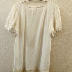 r-p-s レース付きホワイトTシャツの画像