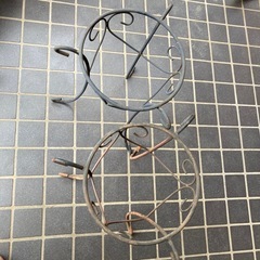 プランタースタンド2個の画像