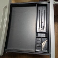 デスクワゴン(３段)鍵2本付きの画像
