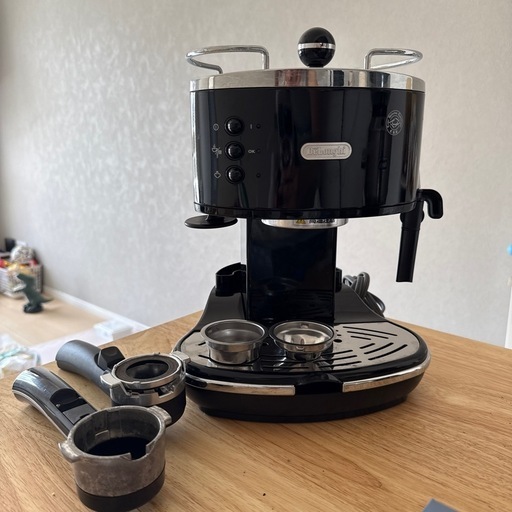 【出品今日まで】デロンギ　エスプレッソ・カプチーノ　メーカー