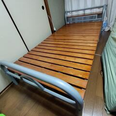 ラック付き すのこ シングルベッド(途中まで分解済)