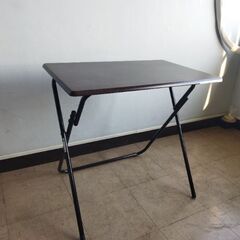 ニトリ折りたたみテーブル デスク