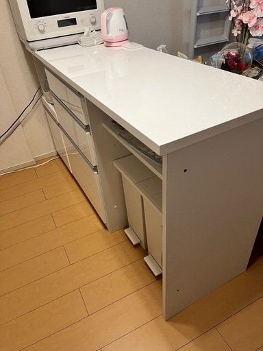 【値下げ美品まだあります】ニトリ　カップボード