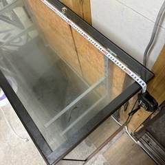 ガラスショーケースの画像
