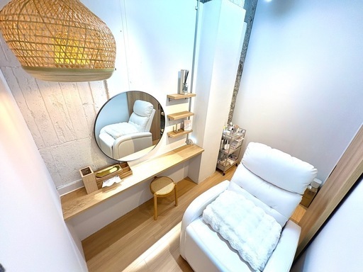 電動ラウンジチェア SISTA neo(シスタネオ)ホワイト｜まつげエクステ商