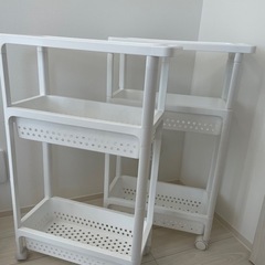 【お譲り先決定】3段スリムワゴンラック/キッチンワゴン　2つの画像