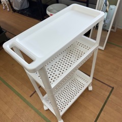 隙間収納　ハンドル付きワゴン　ホワイト　中古　②の画像