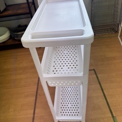 隙間収納　ハンドル付きワゴン　ホワイト　中古　②の画像