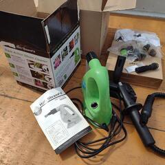 スチーム洗浄、衣類のシワ伸ばしの画像