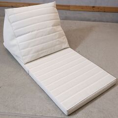 香港のガーデンファニチャーブランド”MAIORI(マイオリ)”が取り扱っていたTRIOUF OTF Sunbed(トリフOTFサンベッド)です。耐久性にも優れた屋外でも使える寝ころびクッションソファ♪の画像