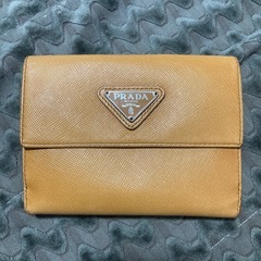 PRADA 三つ折り財布 ブラウンベージュ系　サフィアーノレザー...