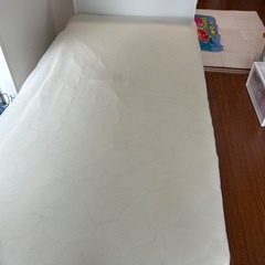 無印良品　引出し収納付きベッドの画像
