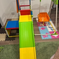 ジャングルジムすべり台鉄棒ブランコ　　の画像