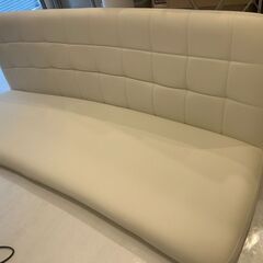 サロンでも活用できるソファー
