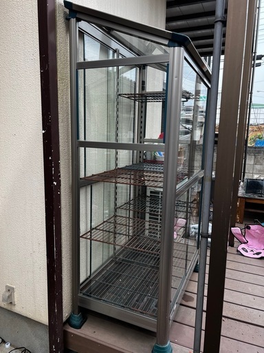 アルミ製ガラス温室　屋根ガラス開閉可能　
レプタイル　植物等に