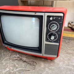 古いテレビ　インテリアに　昭和レトロ