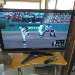 2010年製　40インチ　液晶カラーテレビ