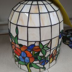 リユースのサカイ浦和店【D257】ステンドグラスライト 白
