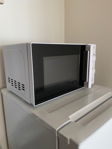 冷蔵庫、電子レンジ、炊飯器（3年前に新品購入）