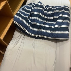 布団　敷布団　シーツ　
寝具　