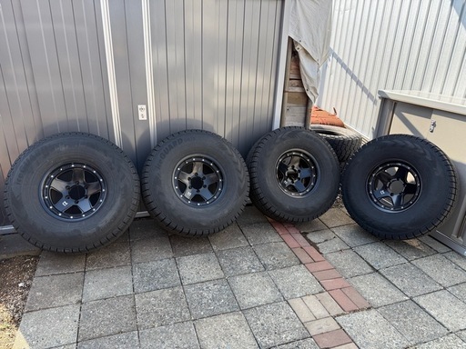 ランクル80 XJホイール付冬タイヤ　